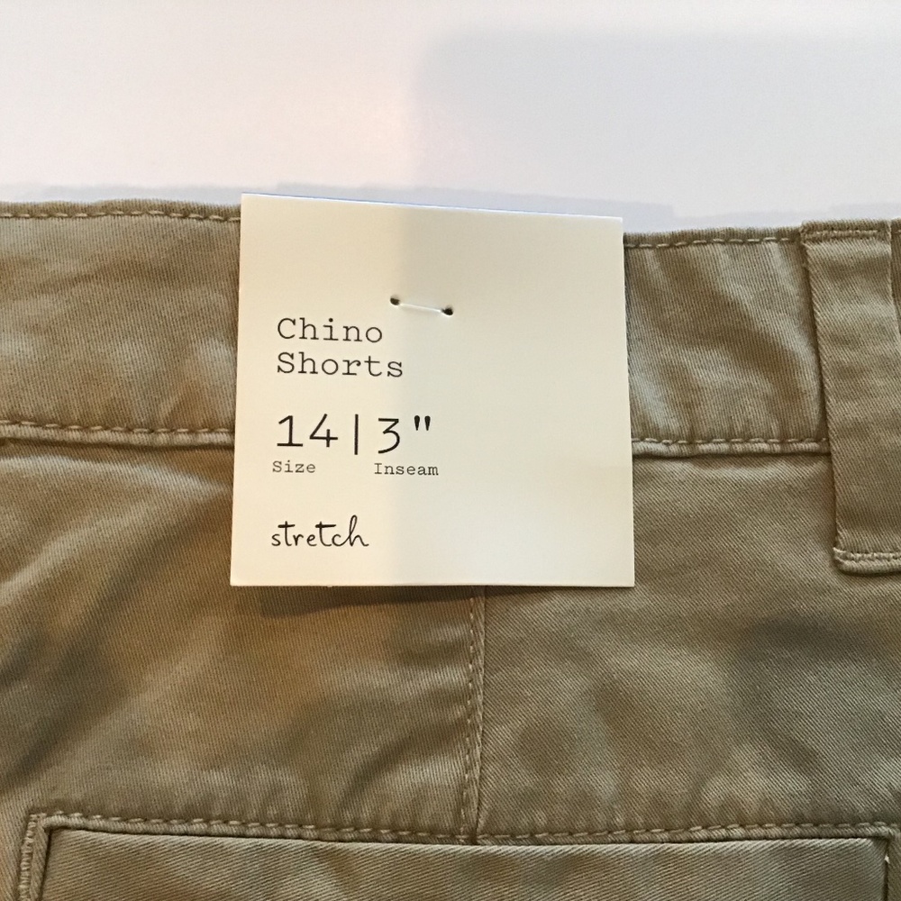 A New Day 3” Khaki chino shorts size 14 NWT